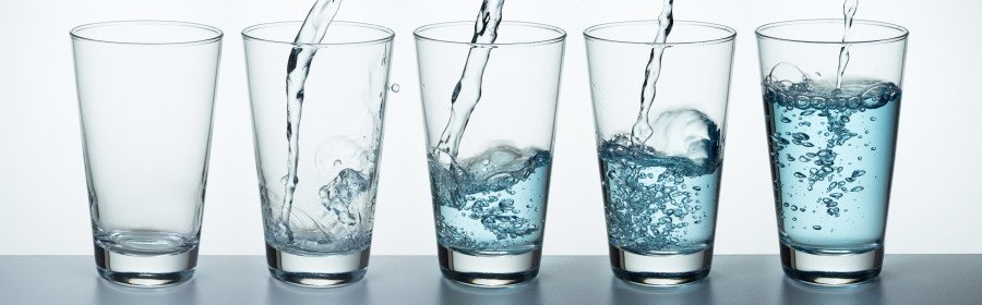 Woda mineralna czyli jaka? Co kryje się pod zakrętką?
