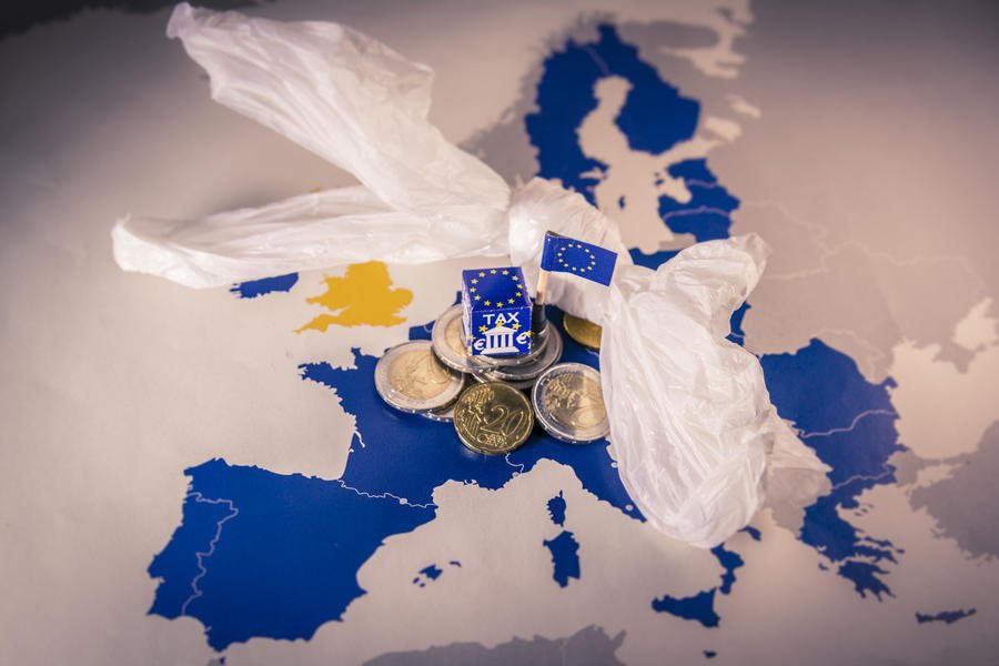 Na co zostanie przeznaczony podatek od plastiku? Jest decyzja Rady Unii Europejskiej