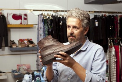 Sprzedawca obuwia