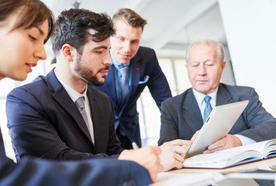 Obowiązki informacyjne przy umowach zawieranych w imieniu innej firmy Negocjacje handlowe