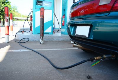 Czy pracownik stacji paliw może odmówić zatankowania LPG?
