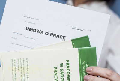 Umowa o pracę – kiedy informować pracownika o tym, że nie zostanie przedłużona?