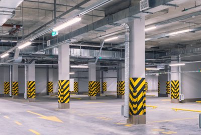 Jak rozwiązać problem braku miejsc parkingowych pod firmą?