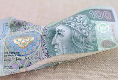 Zniszczone banknoty wymienisz za pośrednictwem… kuriera