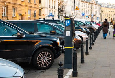 W Warszawie w 2021 zapłacimy więcej za parkowanie. Od stycznia duże zmiany
