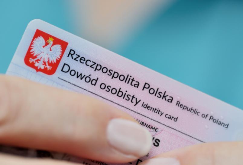 Jak wyrobić dowód osobisty? Koniec możliwości składania wniosku przez internet