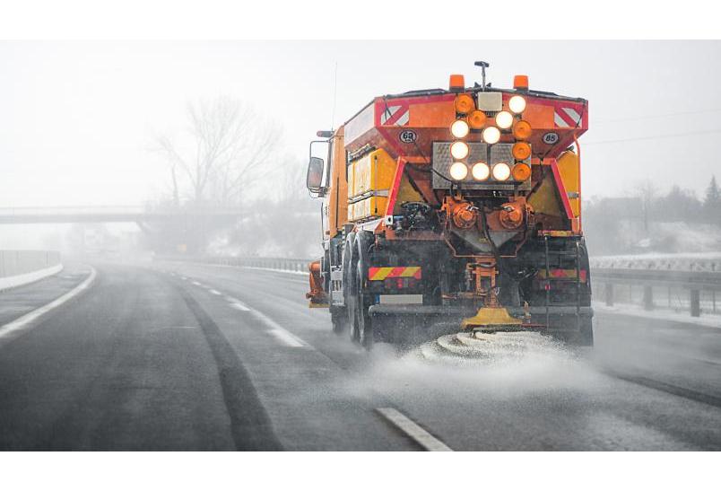 Czy zima znów zaskoczy drogowców? Pełna mobilizacja na drogach krajowych