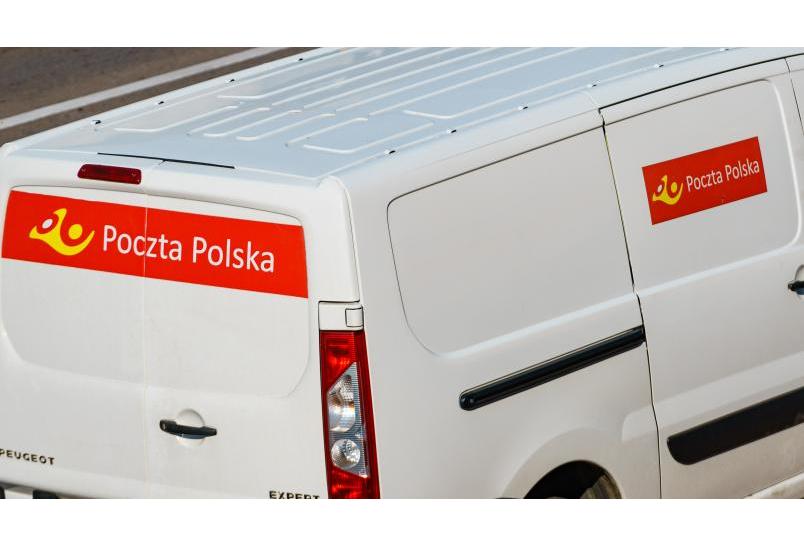 Poczta Polska szuka pracowników. Potrzeba… 1,5 tys. ludzi. Znamy stawki!