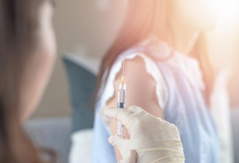 Czy w 2021 szczepiliśmy się na grypę? Czy poziom zaszczepień nadal jest tak fatalny?