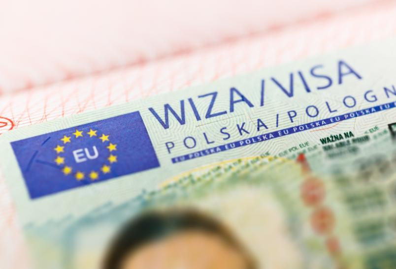 Nowe zasady składania wniosków wizowych w Polsce dla Ukraińców i Białorusinów