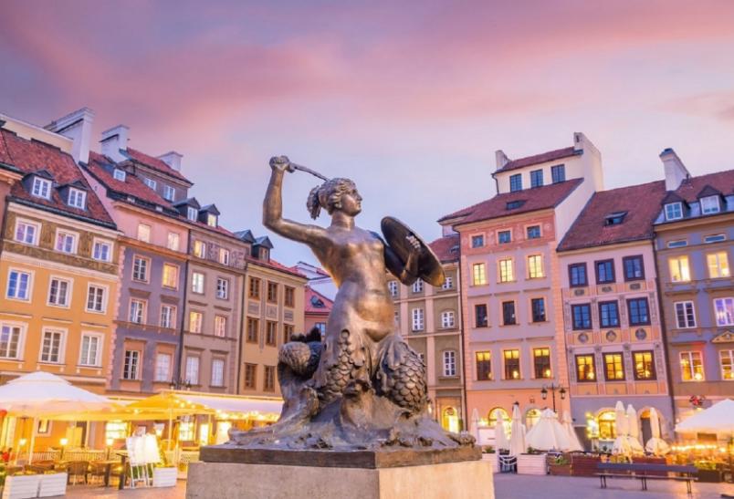 Warszawa uznana najatrakcyjniejszym turystycznie miastem Europy roku 2023!