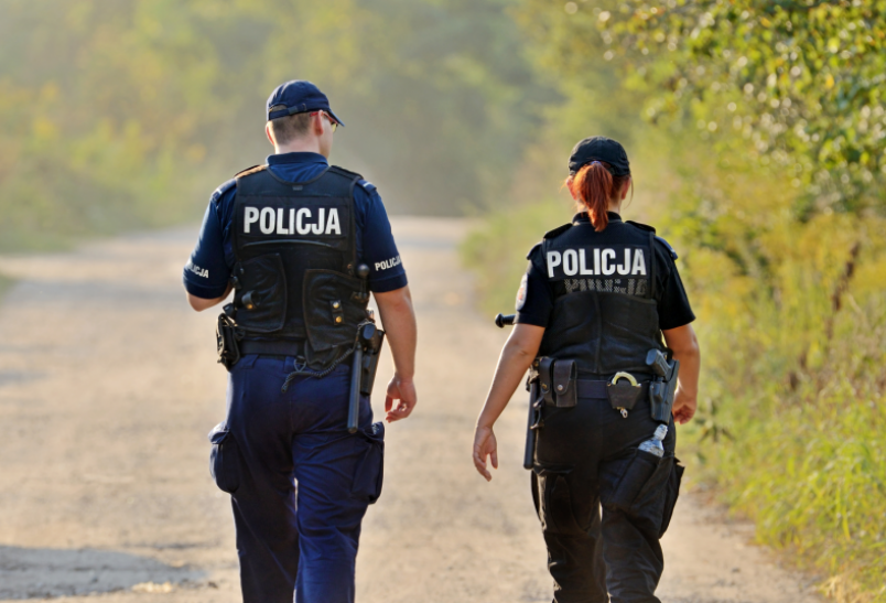 Bliscy zmarłego funkcjonariusza otrzymają pieniądze. Jak wysokie są świadczenia?