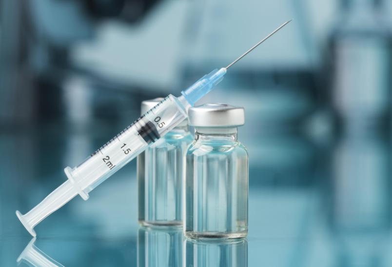 Ministerstwo zdrowia zamawia kolejne szczepionki na COVID