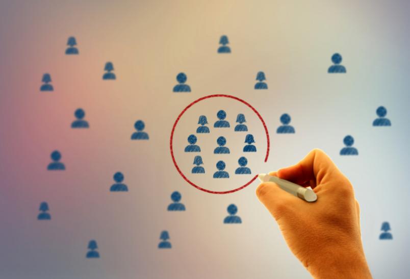 Jak wybrać odpowiedni program CRM? Poradnik