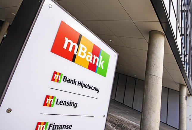 Jesteś klientem mBanku? Sprawdź, czy należy ci się zwrot opłat Jesteś klientem mBanku? Sprawdź, czy należy ci się zwrot opłat