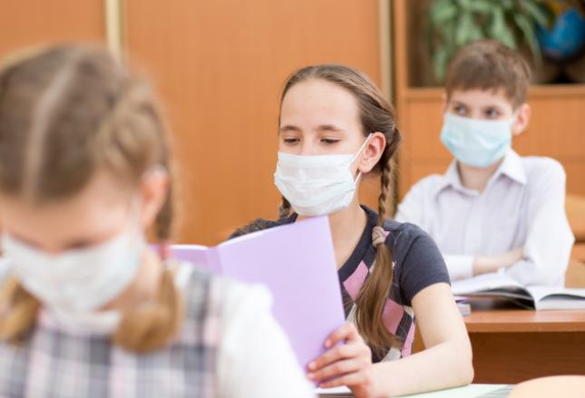 Kampania promująca szczepienia na początek roku szkolnego Kampania promująca szczepienia na początek roku szkolnego
