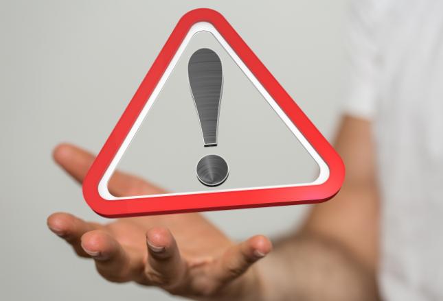 Uważaj, popularne batoniki mogą zawierać szkło! Uważaj, popularne batoniki mogą zawierać szkło!