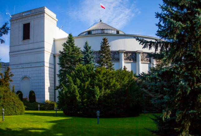 Sejm za obniżką podatku PIT do 12%