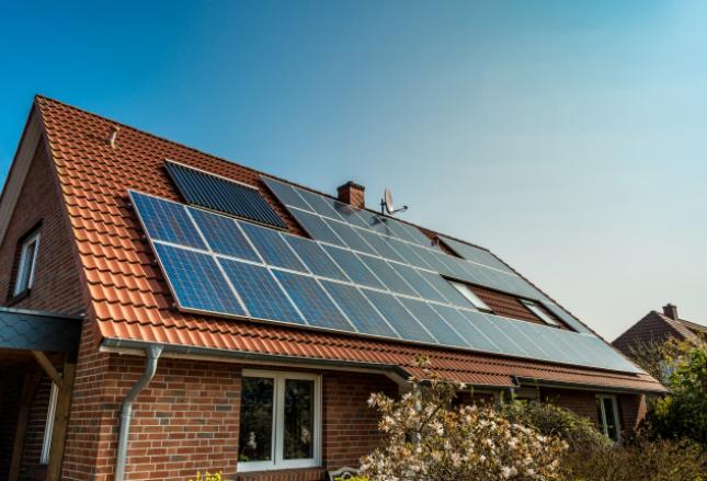 Fotowoltaika – jak nieuczciwe firmy oszukują klientów Fotowoltaika – jak nieuczciwe firmy oszukują klientów
