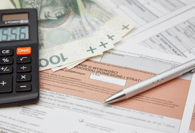 Padł rekord! Podatnicy przekazali OPP ponad MILIARD złotych w ramach 1% PIT Padł rekord! Podatnicy przekazali OPP ponad MILIARD złotych w ramach 1% PIT