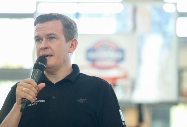 Witold Bańka szefem WADA na drugą kadencję. Twarde stanowisko Polaka wobec Rosji Witold Bańka szefem WADA na drugą kadencję. Twarde stanowisko Polaka wobec Rosji