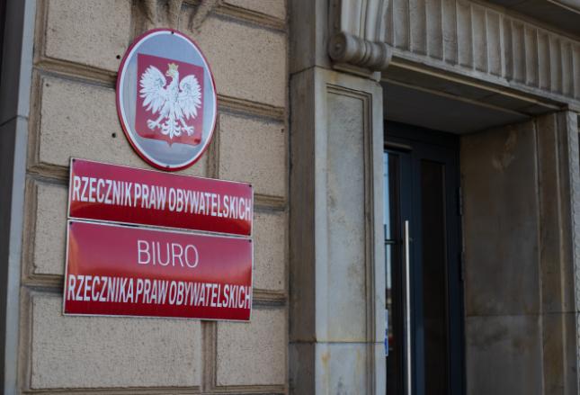 Ujawnienie danych pokrzywdzonych dzieci może być dramatyczne Ujawnienie danych pokrzywdzonych dzieci może być dramatyczne