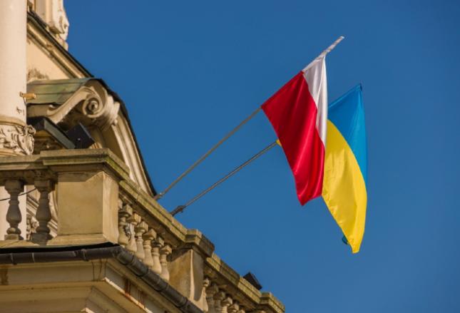 Jak wysokie są zarobki Ukraińców w Polsce?