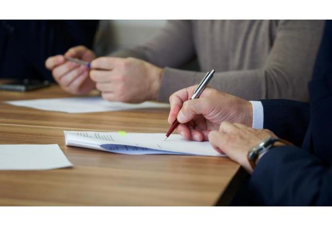 Długi przedmałżeńskie i małżeńskie: intercyza, rozdzielność Długi przedmałżeńskie i małżeńskie: intercyza, rozdzielność