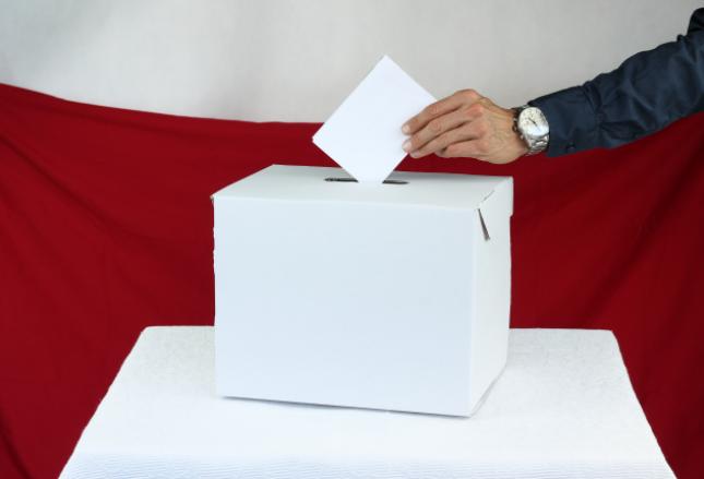 Jakie są prawa i obowiązki wyborcy w dniu wyborów?