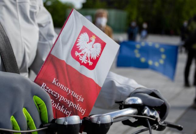 Jak wygląda procedura zmiany Konstytucji? Jak wygląda procedura zmiany Konstytucji?