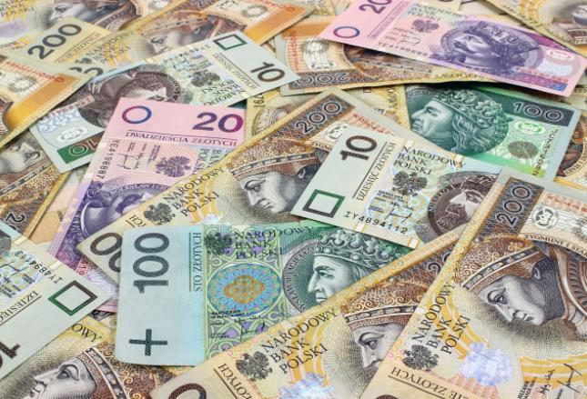 Bankomat nie wypłacił pieniędzy, a pobrał je z konta.