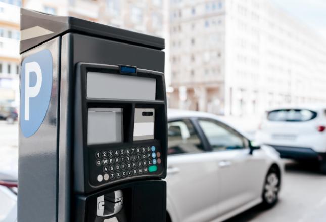Opłata parkingowa. Kto może nałożyć?