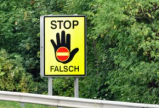 Nowy znak na autostradach. Co oznacza „czarna dłoń”?