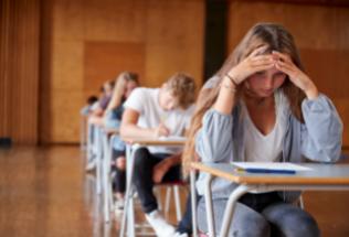 Ruszają egzaminy ósmoklasisty 2022 r. Kiedy wyniki?