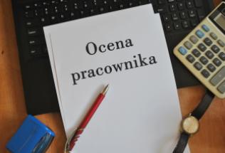 Czy pracodawca ma prawo do oceny pracownika?