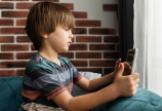 Cyberprzemoc wobec dzieci: co mogą zrobić rodzice?
