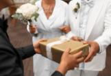 Jak uniknąć podatku od prezentów ślubnych?