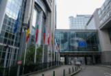 Rezygnacja i odwołanie europosła — jak przebiega procedura?